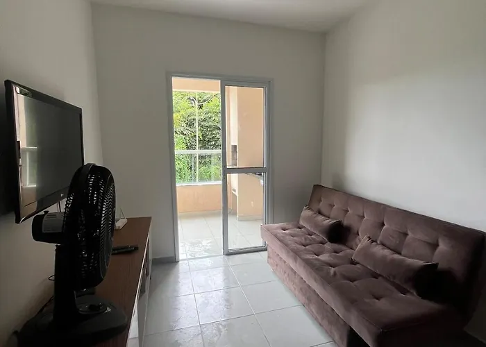 Apartamento 300 metros praia das Toninhas